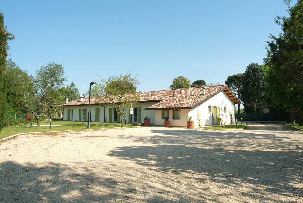 Caterina Residence Фаенца Екстер'єр фото
